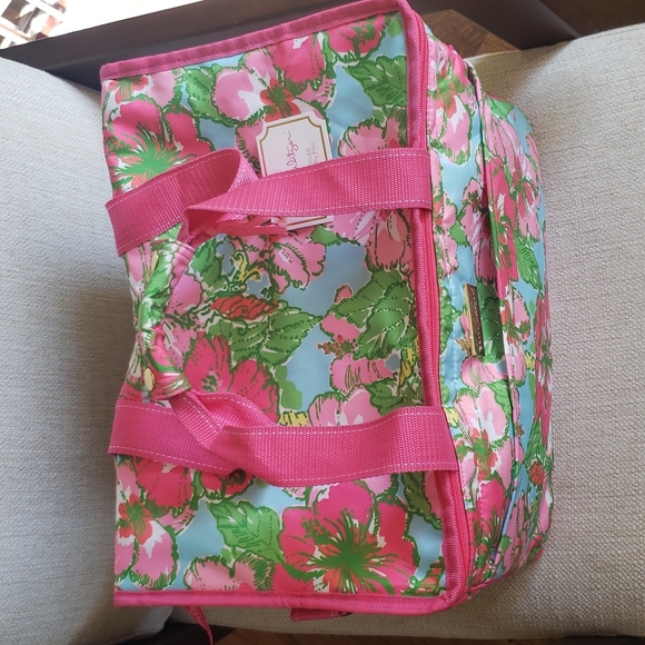Lilly Pulitzer nwt beach cooler - Picture 2 of 7